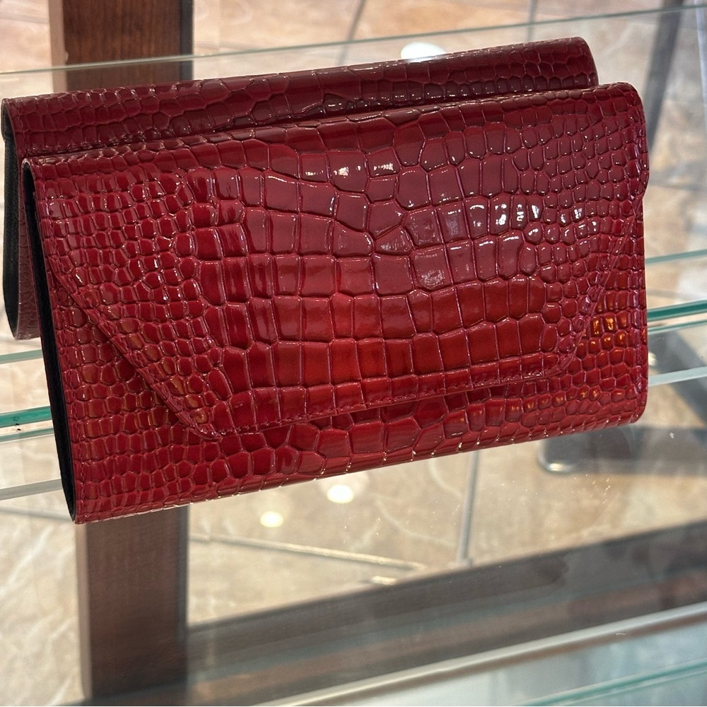 Elegant Red Croc Embossed Clutch